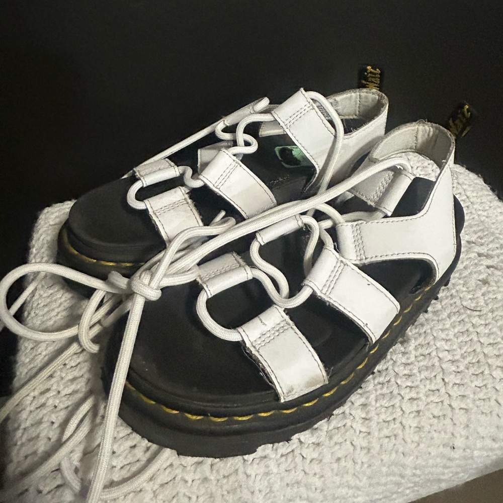 dr. marten nartilla chunky sandal white size 5
